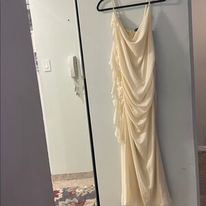 NWOT PrettyLittleThing Maxi Dress